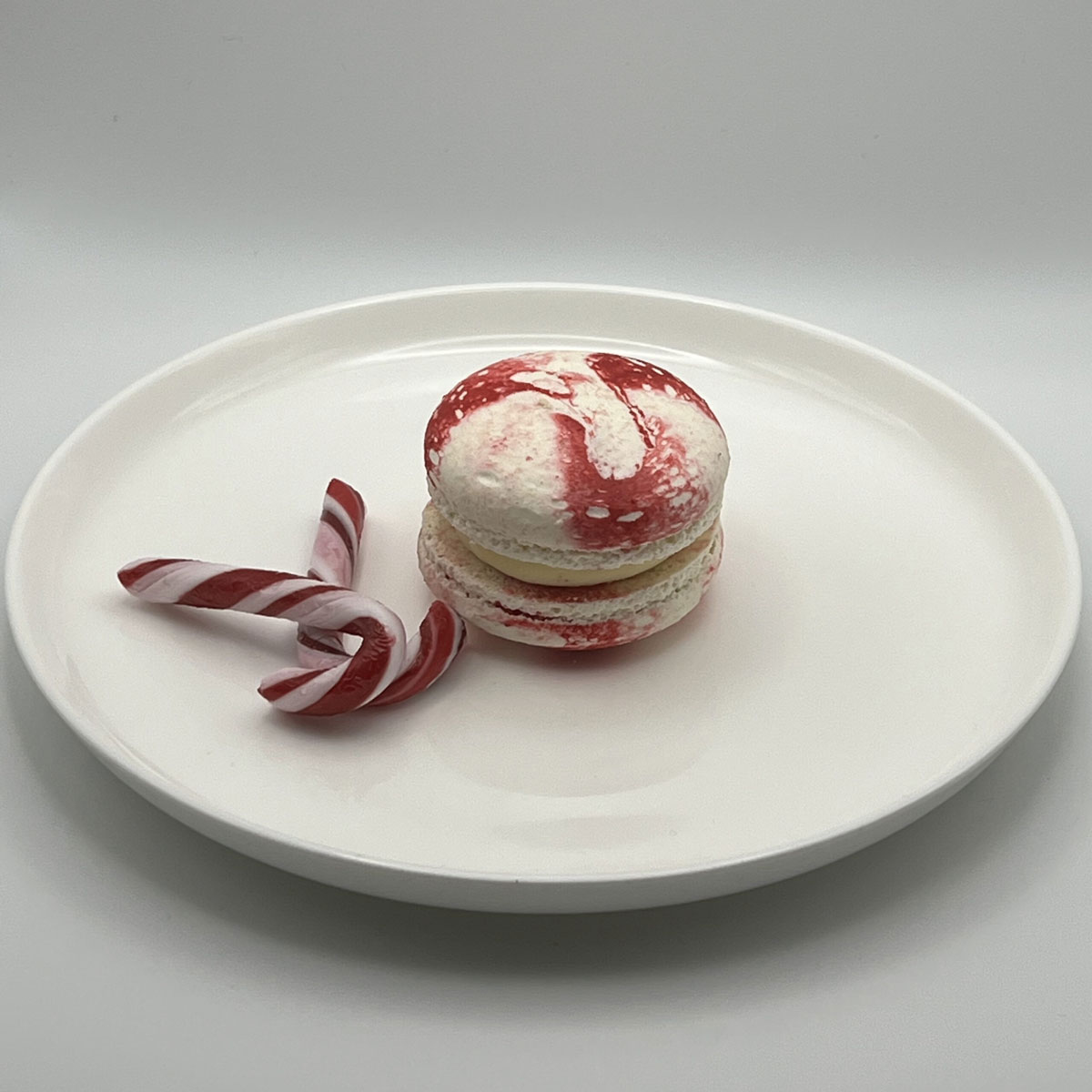 Candy Cane Macaron