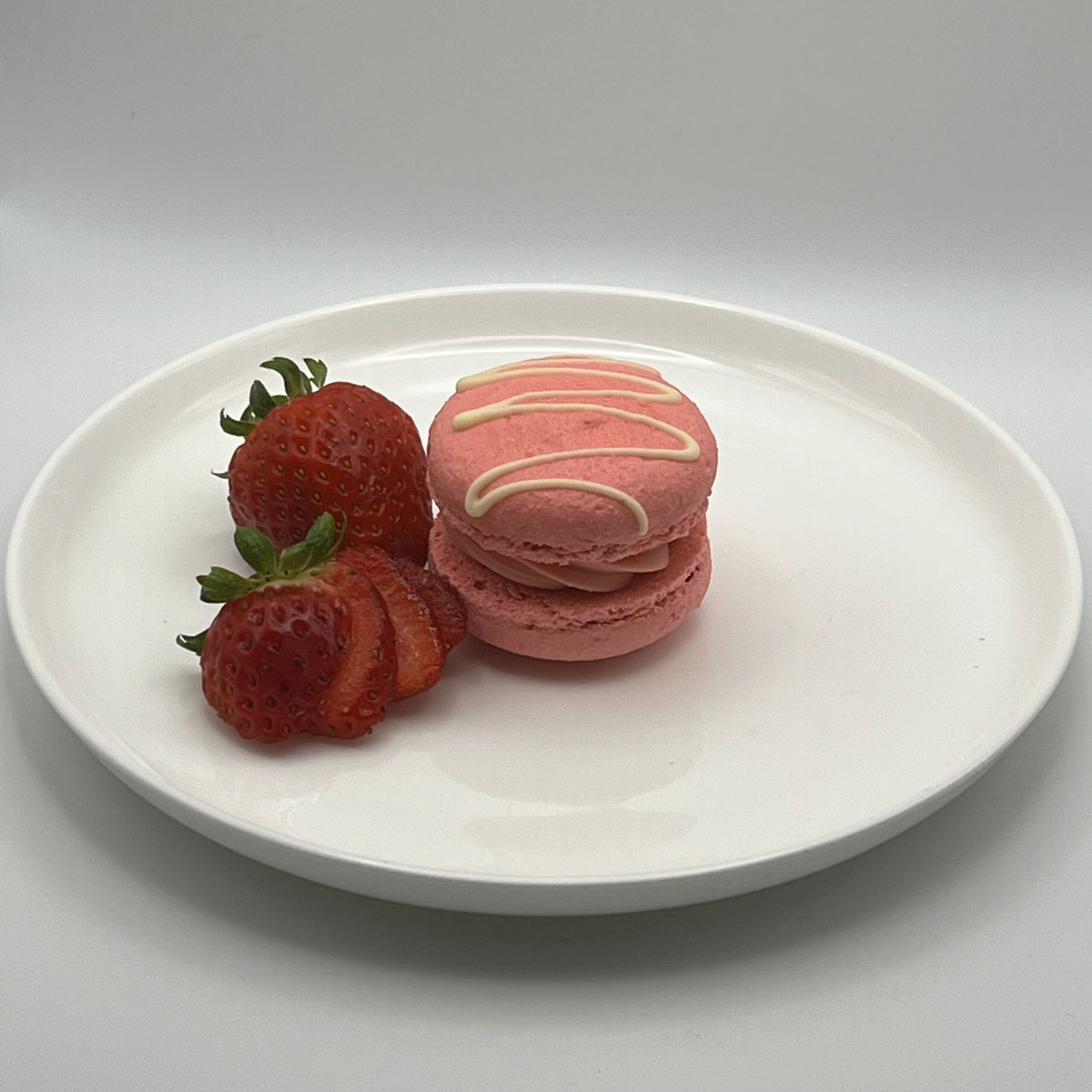 Strawberry Macaron